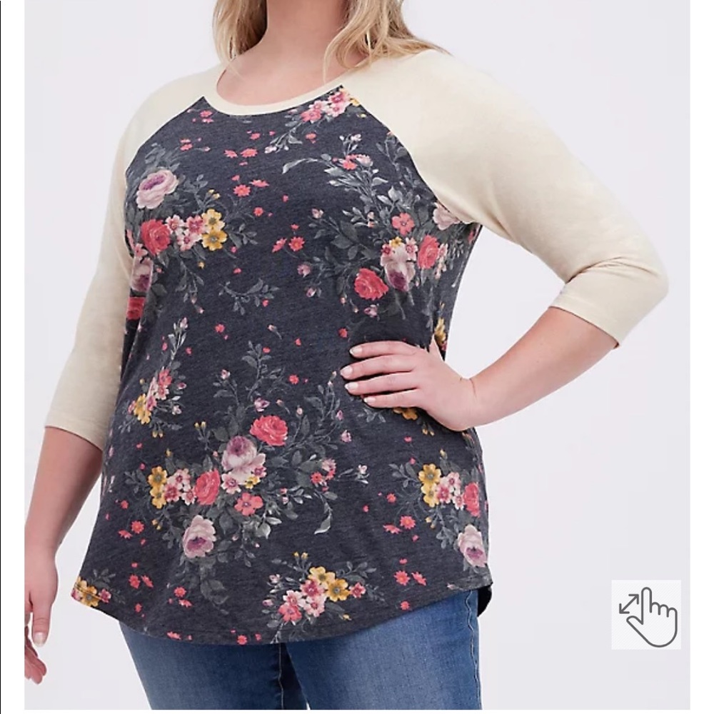 Torrid size 4 raglan top